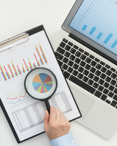 Бухгалтер-кадровик